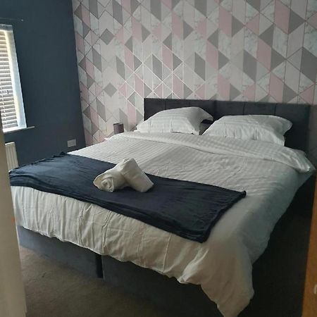 Double Bedroom 96Glc Greater Manchester Middleton  Exterior foto